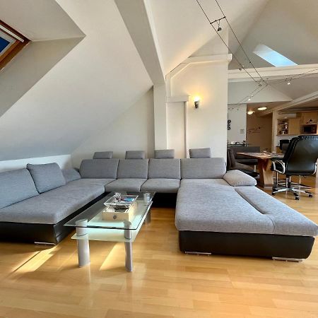 Atemberaubendes Loft Mit Pool Apartment Vienna Luaran gambar